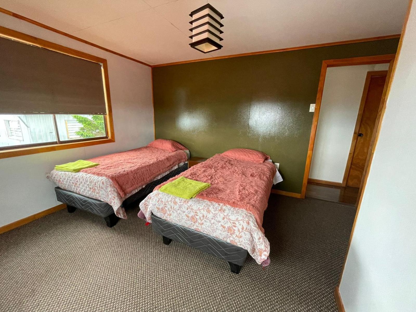Posada De Los Gatos Bed & Breakfast Puerto Natales Dış mekan fotoğraf